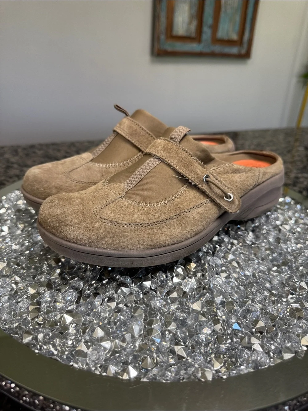 BareTraps Noella Beige Suede Slip-On Clogs mule 8.5 - 9